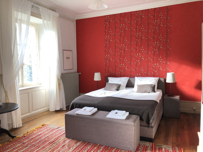 Bedroom 2, Domaine La Reveille, Puy-de-Dôme
