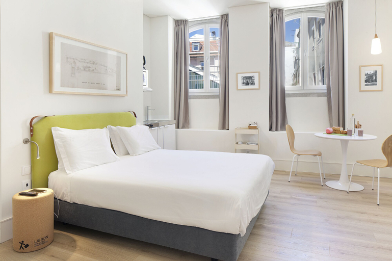 Lisbon Serviced Apartments - Ascensor da Bica, Lisboa
