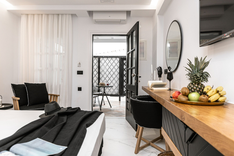 Bedroom 3, Hotel Palatia, South Aegean