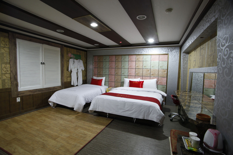 Bedroom 4, Hotel Jeonju, Jeonju