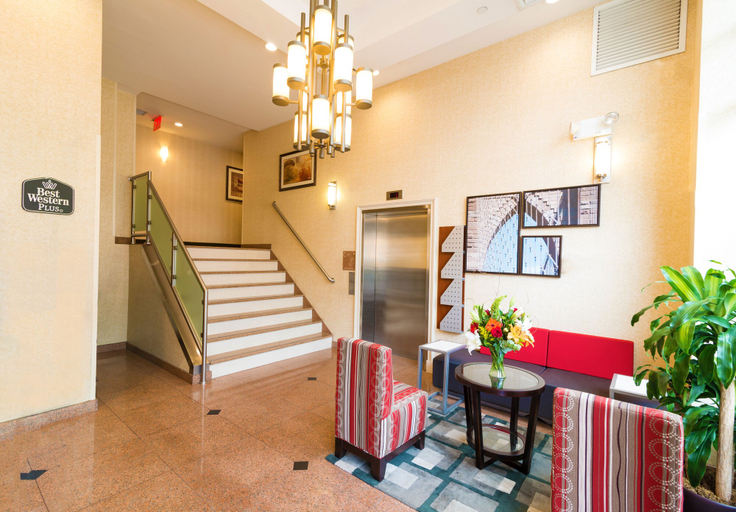 Others 5, Arena Hotel, New York