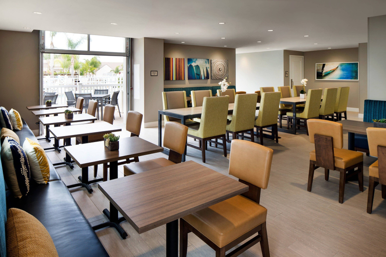 Food & Drinks 4, Residence Inn By Marriott Torrance Redondo Beach, Los Angeles