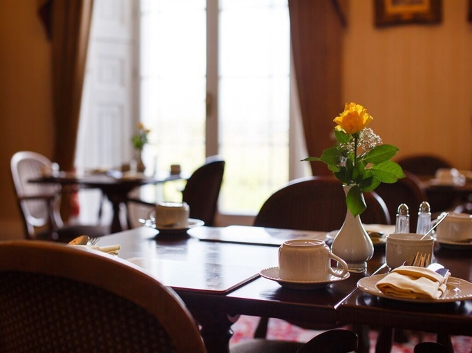 Food & Drinks 5, Portclew House, Pembrokeshire