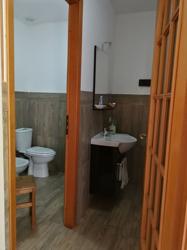 Bathroom 4, Viola nel Parco, Catania