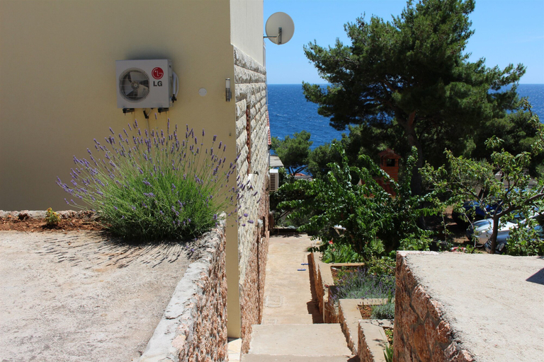 Exterior & Views, Apartmani Vrankovic, Jelsa