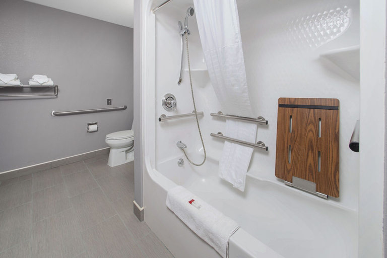 Bathroom 4, Microtel Inn & Suites by Wyndham Bethel/Danbury, Fairfield