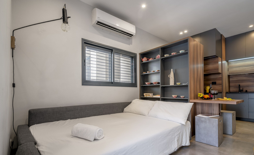 Bedroom 4, Sunny Studio Near the Beach by Sea N Rent
