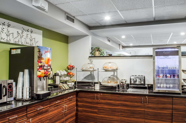 Food & Drinks 5, Sleep Inn & Suites Bensalem, Bucks