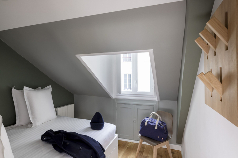 Bedroom 4, Yuna Blanche - Serviced Apartments, Paris