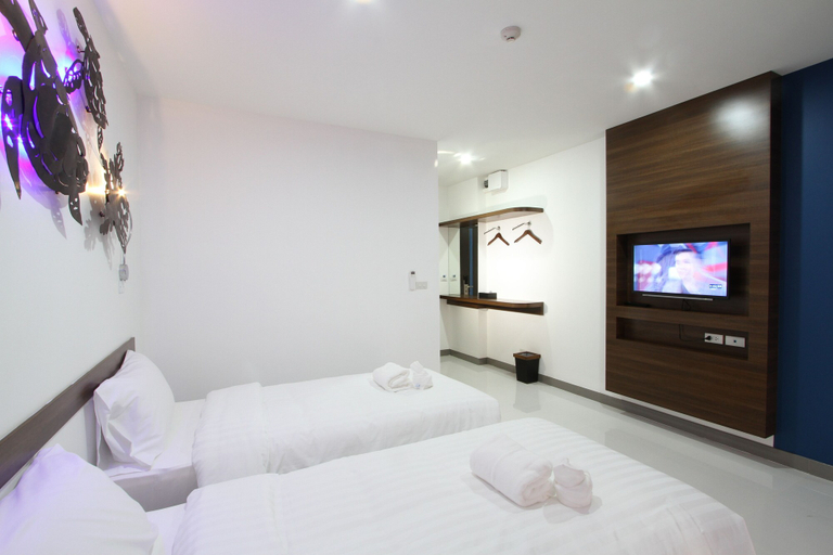 Bedroom 2, Anna-Nava Pakkret Hotel, Pak Kret
