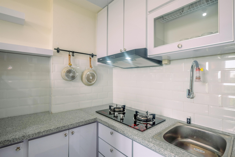 Others 4, Fully Furnished with Cozy Design 2BR Podomoro Golf View Apartment By Travelio, Bogor