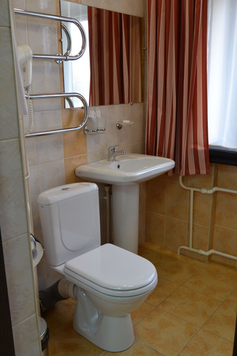 Bathroom 3, Hotel Soyuz, Ivanovo