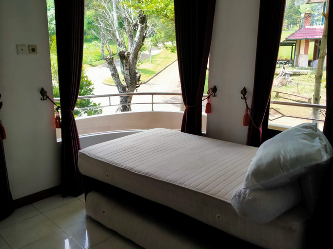 Bedroom 3, Villa Celebrities Batu, Malang