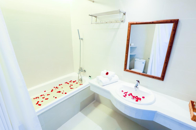Bathroom 5, Dao Ngoc Hotel, Phú Quốc