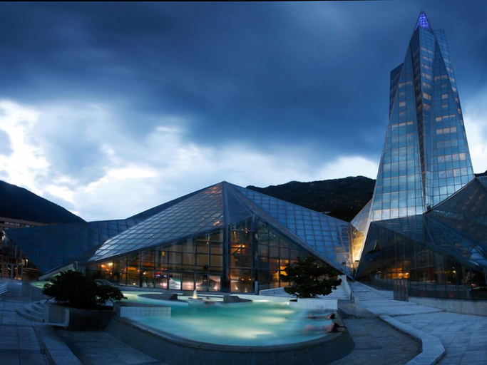 Exterior & Views 2, Ski Plaza Hotel & Wellness