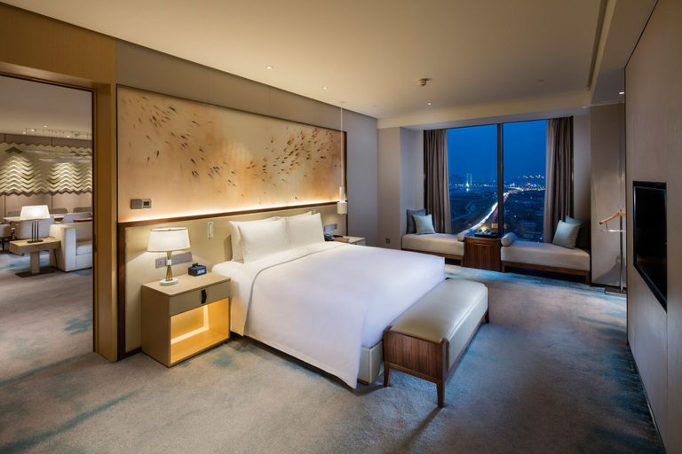 Bedroom 3, Hilton Quanzhou Riverside, Quanzhou
