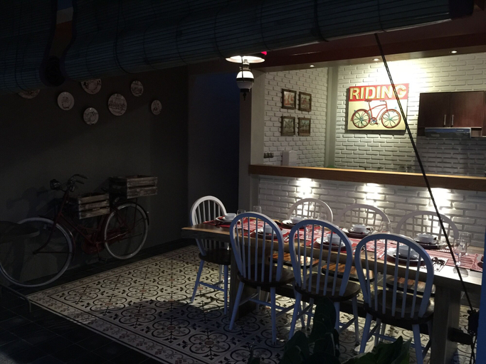Food & Drinks 5, Casa De Apple, Bandung