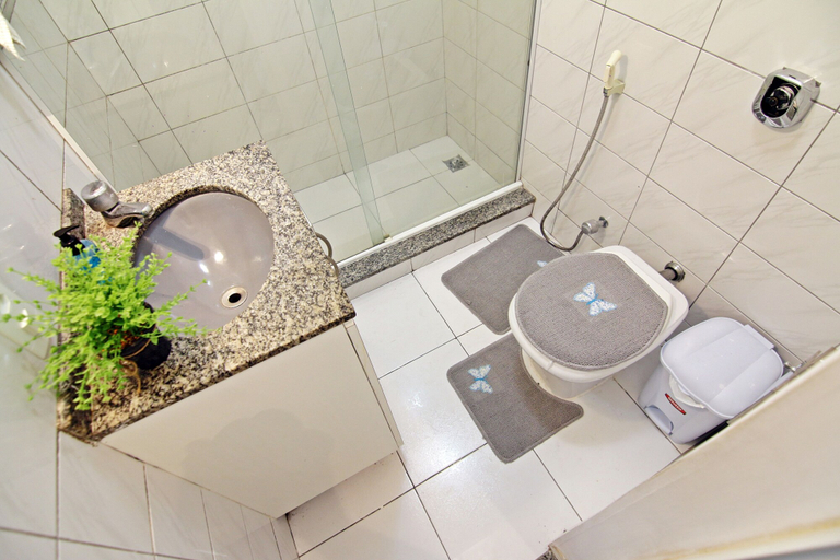 Bathroom 3, Rio Spot Apartment C019, Rio de Janeiro
