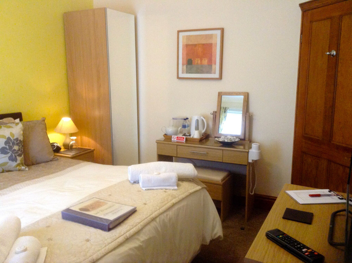 Bedroom 2, Eden's Rest, Cornwall
