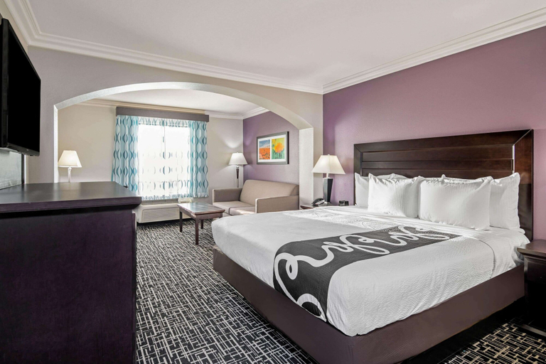 Bedroom 3, La Quinta Inn & Suites by Wyndham Temecula, Riverside