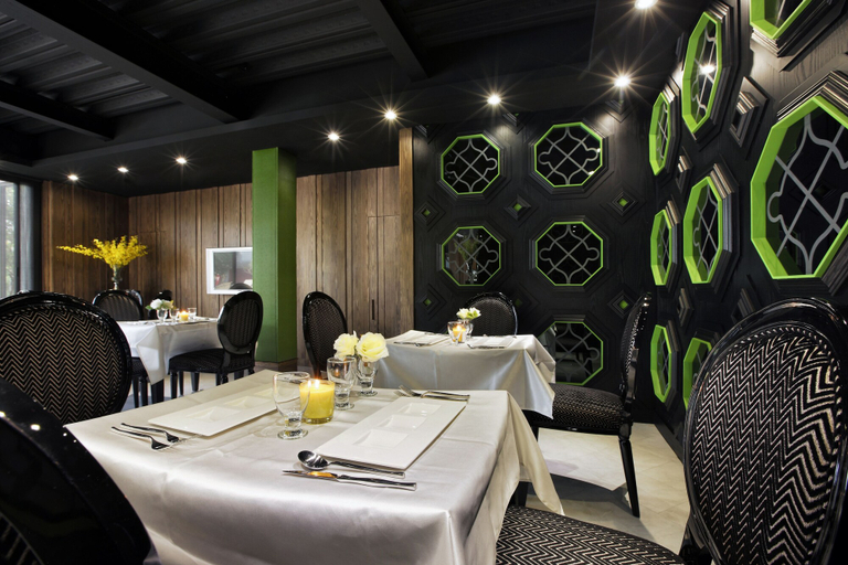 Food & Drinks 5, Holly Wood Motel, Changhua
