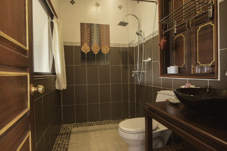 Bathroom 5, The View Pavilion, Luang Prabang