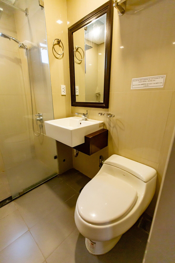 Bathroom 4, Zenta Hotel, Da Nang