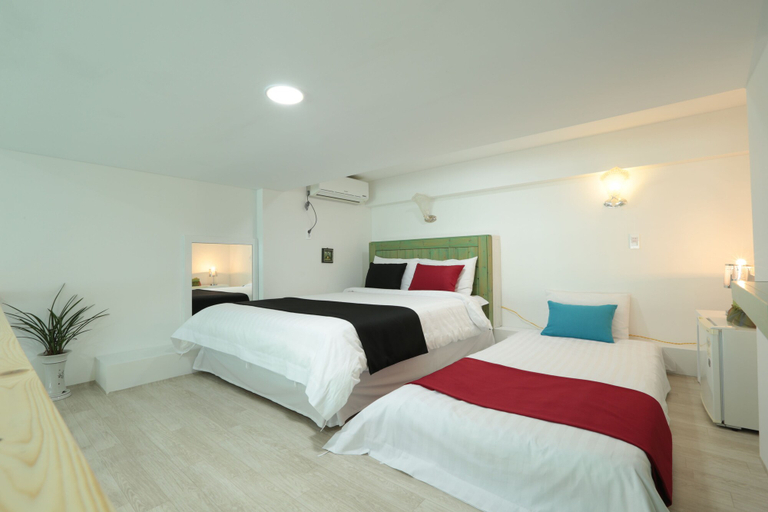 Bedroom 3, Seaview Pension, Gangneung