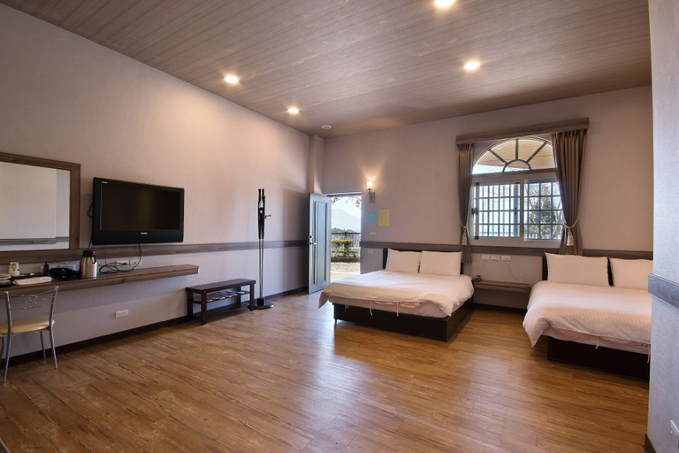 Others 5, Jia Maei B&B, Nantou