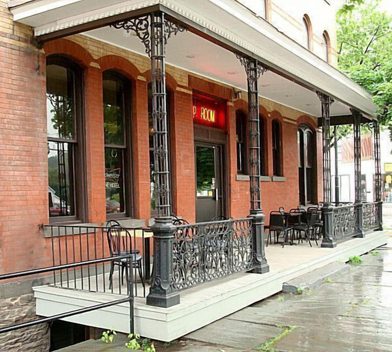 Exterior & Views 2, Hotel Wayne, Wayne