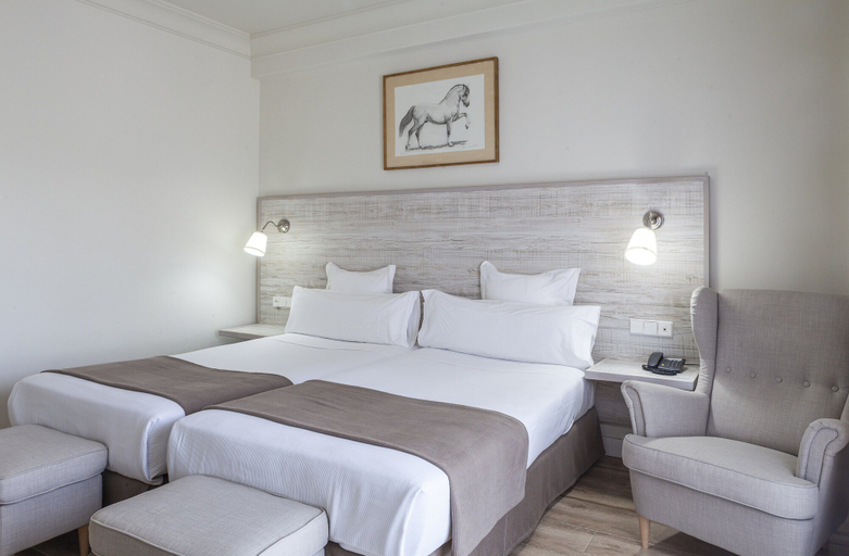 Bedroom 3, Hotel Jerez AQ35, Cádiz