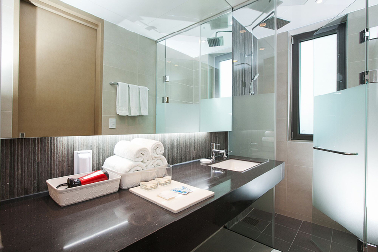 Bathroom 5, Vista View Resort, Jeju
