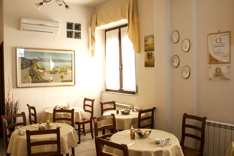 Food & Drinks 5, B&B Centrale, Reggio Di Calabria