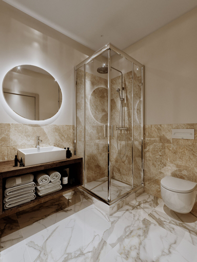 Bathroom, Hartwell Hotel, Northern