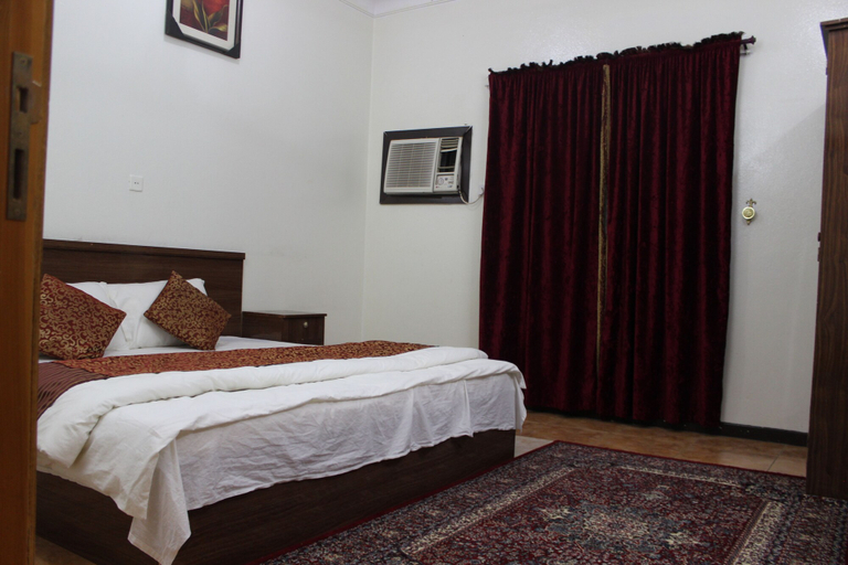 Bedroom 3, Al Eairy Furnished Apartments Al Baha 1