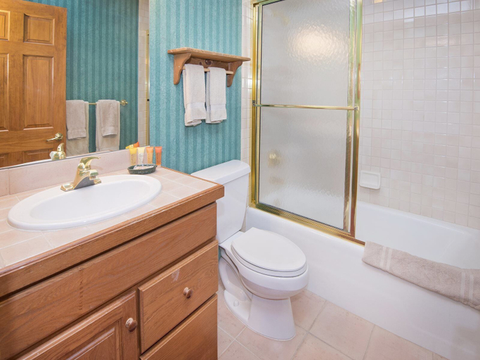 Bathroom 4, Sun Vail 14-e, Eagle