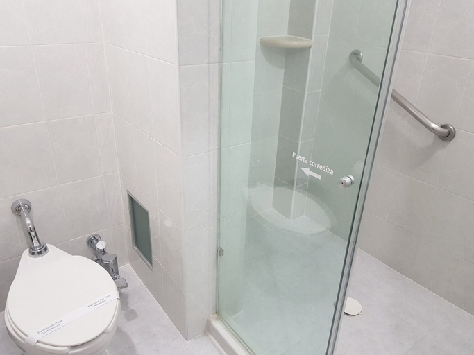 Bathroom 5, Hotel Ciros, San Agustín Tlaxiaca
