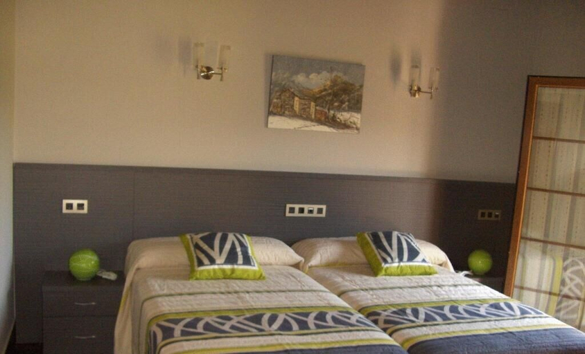 Bedroom 3, Hotel Rural Las Palmeras Muskiz, Vizcaya