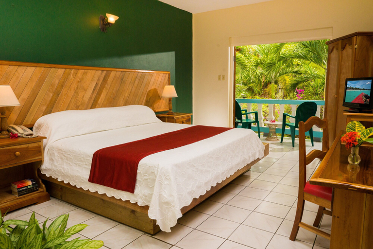 Bedroom 4, Legends Beach Resort