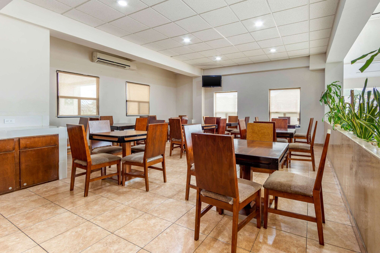 Food & Drinks 5, Comfort Inn Chihuahua, Chihuahua