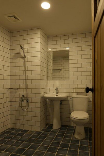 Bathroom 4, Mini Voyage Hostel Hualian, Hualien