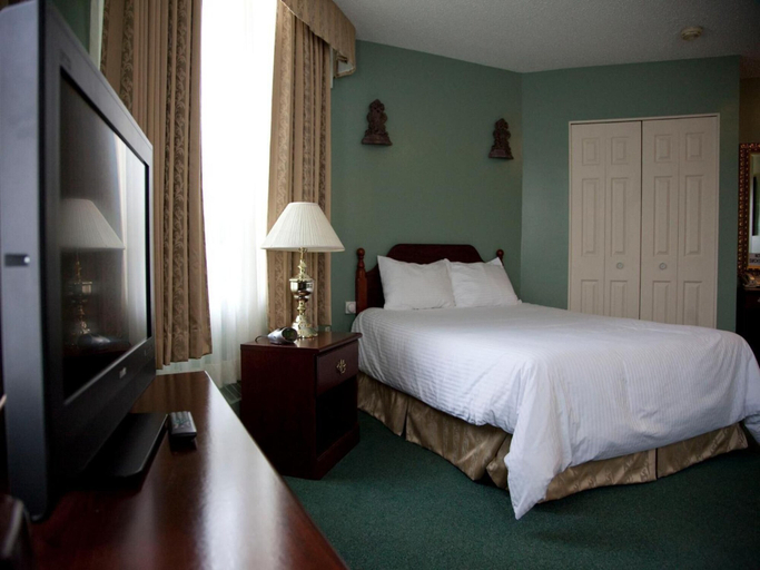 Bedroom 3, Hotel Senator, Division No. 11
