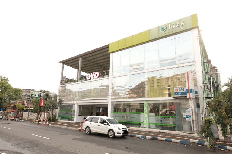 Exterior & Views 4, Ebizz Hotel, Jember