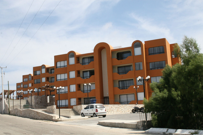 Exterior & Views 2, Sunrock Hotel and Suites, La Paz