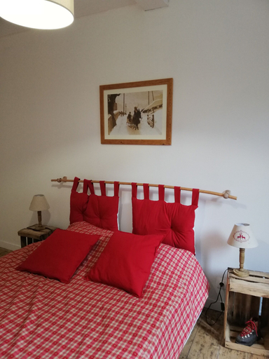 Bedroom 2, Domaine des 3 Marmottes, Haute-Garonne