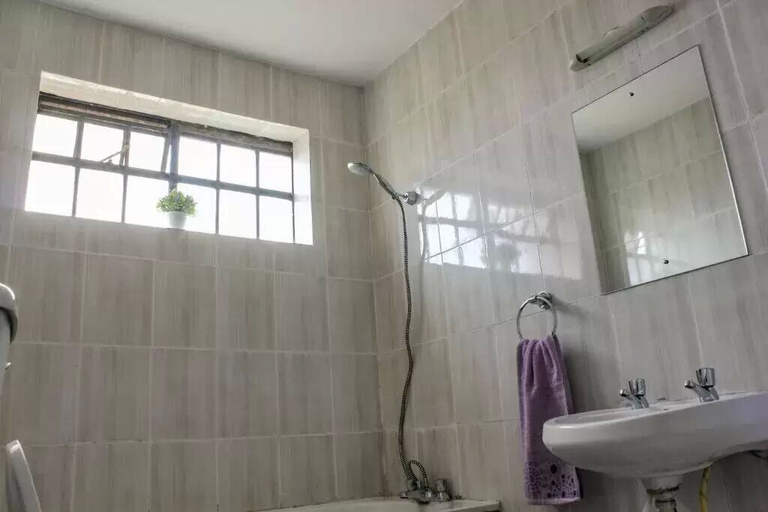 Bathroom 3, The Serene Apartment, Dagoretti North