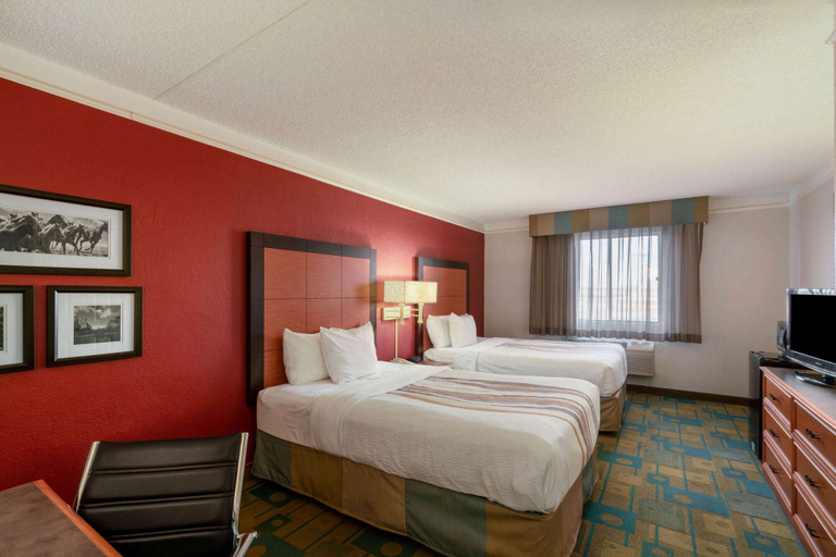 Bedroom 3, La Quinta Inn By Wyndham Cheyenne, Laramie