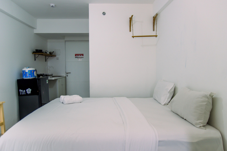 Bedroom 3, Elegant and Comfortable Studio at Urbantown Serpong Apartment By Travelio, Tangerang Selatan