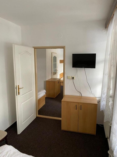 Bedroom 3, Hotel U Supa, Semily