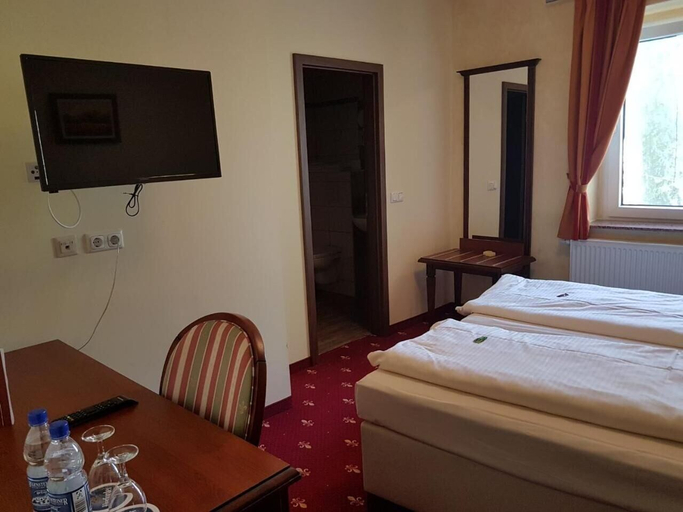 Bedroom 4, Hotel Medaillon, Magdeburg